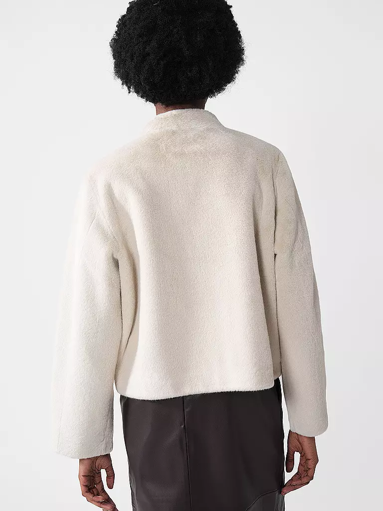 	 PRIDE TO BE | Jacke in Felloptik DANJA | creme