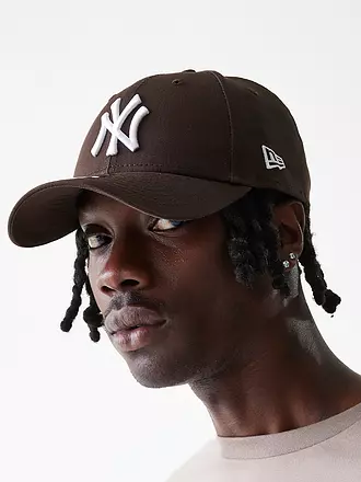 NEW ERA | Kappe LEAGUE ESSENTIAL 9FORTY NY | braun