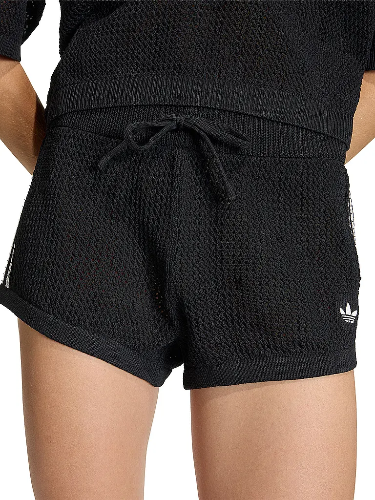 ADIDAS ORIGINALS | Shorts CROCHET | Schwarz