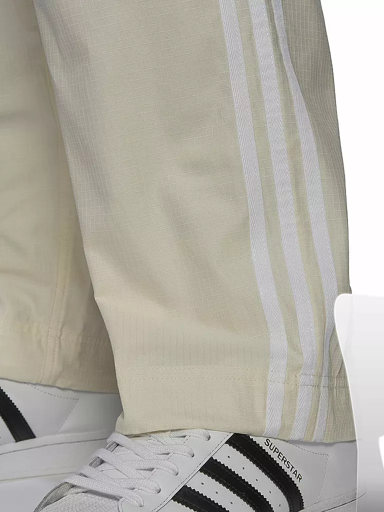 ADIDAS | Pants Relaxed Fit | beige