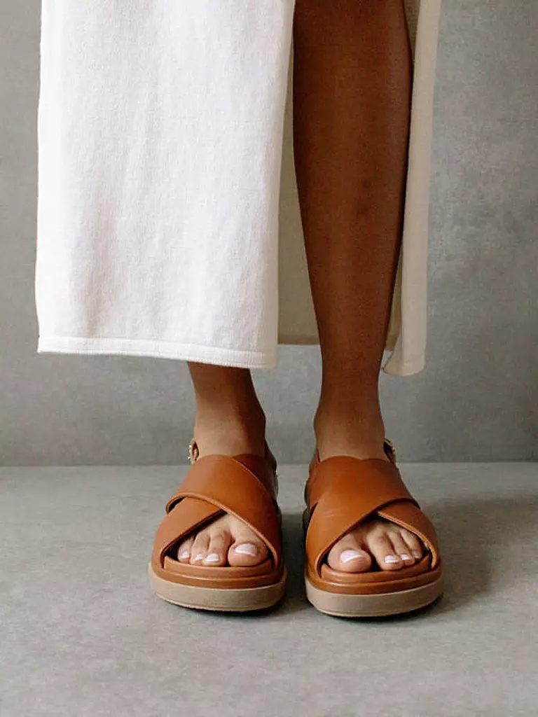 ALOHAS | Sandalen MARSHMALLOW | camel