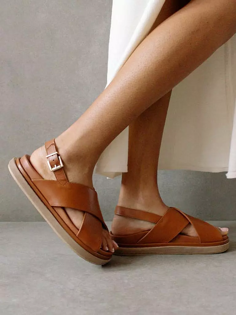 ALOHAS | Sandalen MARSHMALLOW | camel