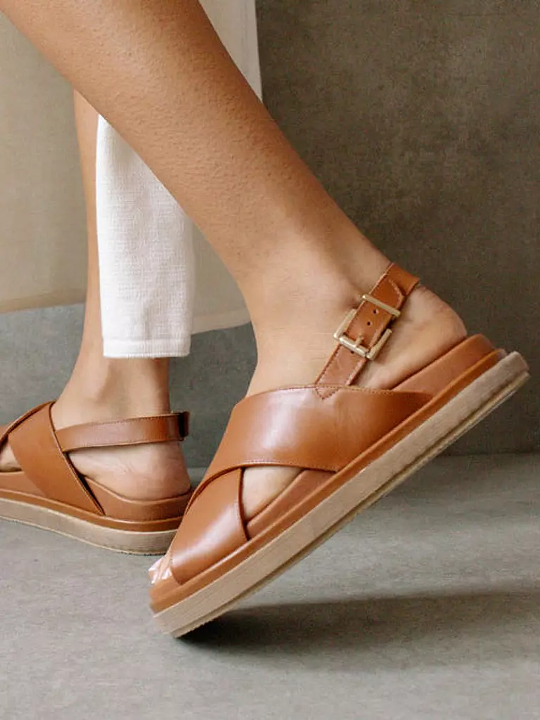 ALOHAS | Sandalen MARSHMALLOW | camel