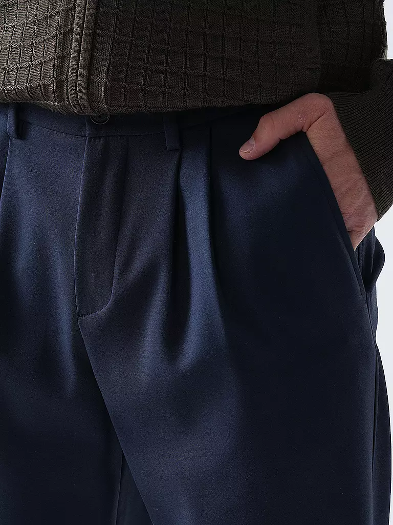 ALPHATAURI | Chino PAVO | dunkelblau