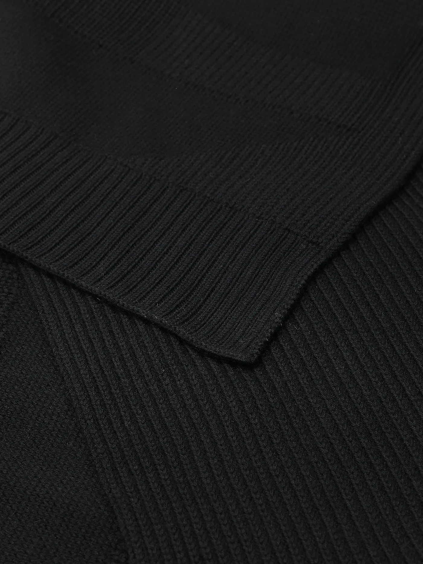 ALPHATAURI | Schal AMBAR | schwarz