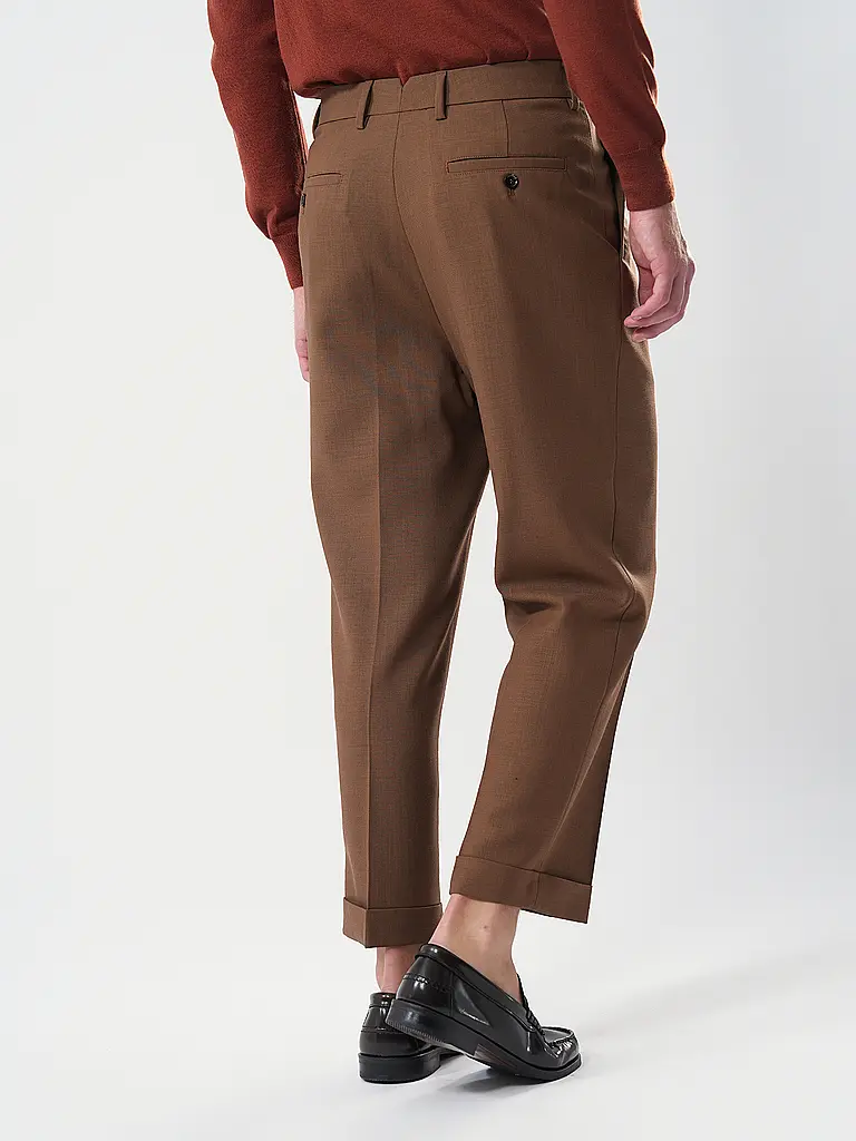 AMI PARIS | Chino Carrot Fit | Camel