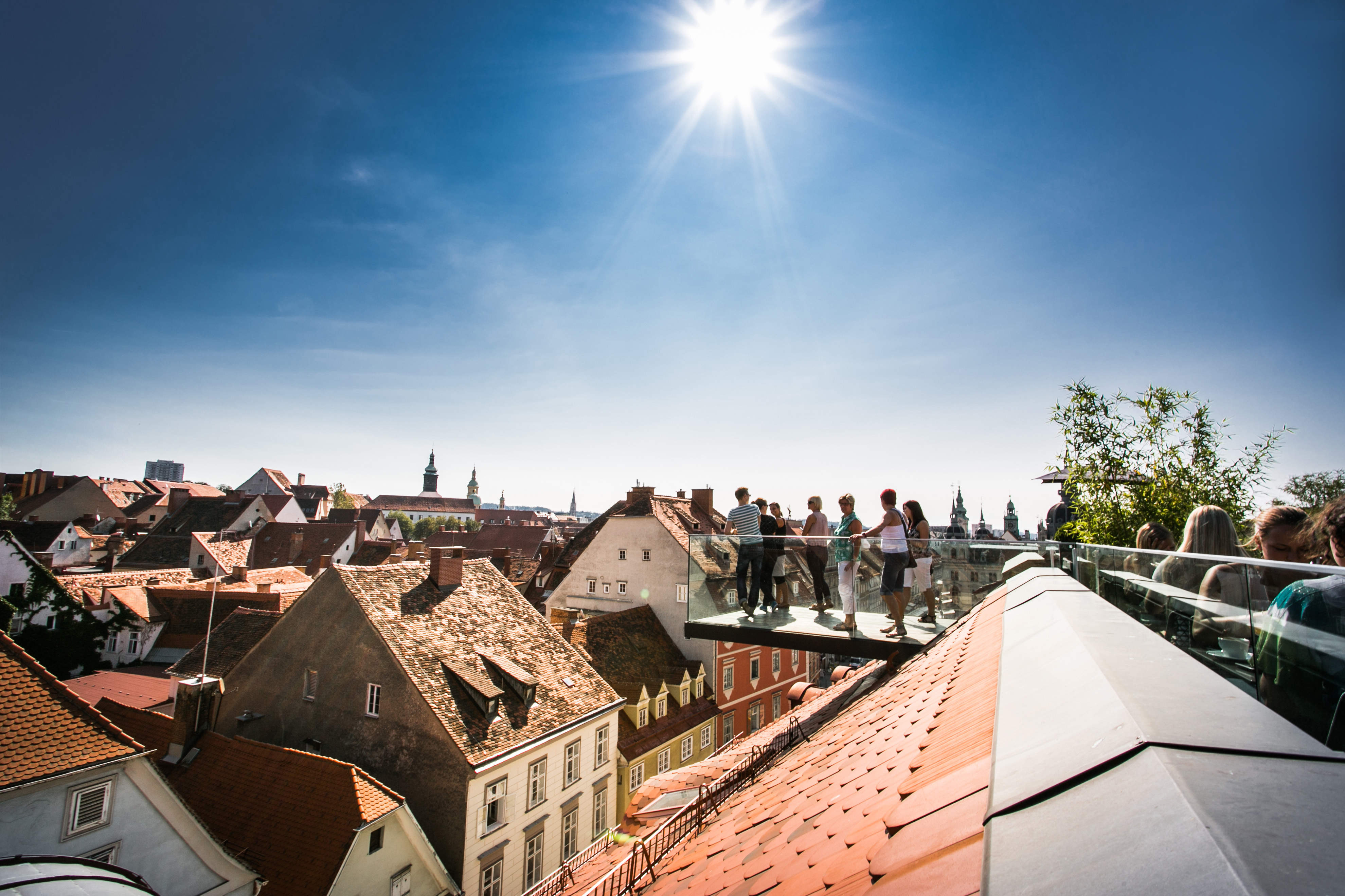 Skywalk bei K&Ö mit Rundumblick über Graz