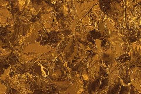 Abstraktes Bild mit einer komplexen, strukturierten Oberfläche mit metallischem Gold-Look. Die komplizierten Muster und Reflexionen erzeugen ein Gefühl von Tiefe und Bewegung und erinnern an geschmolzenes Metall oder eine schimmernde goldene Landschaft.