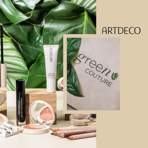 Verschiedene Make-up-Produkte von ARTDECO, darunter Mascara, Concealer, Lippenstift, Rouge und Eyeliner, sind rund um ein grünes Blattmotiv angeordnet. Eine „Green Couture“-Karte ist ebenfalls enthalten und betont eine natürliche, umweltfreundliche Ästhetik.