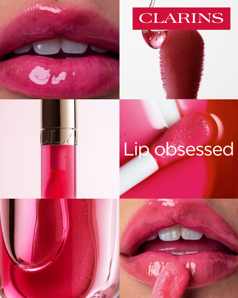 Nahaufnahmen von glänzenden, rosa Lippen und Lipgloss, ein Clarins-Logo sowie der Schriftzug „Lip obsessed“ in einer rosaroten Werbekollage.