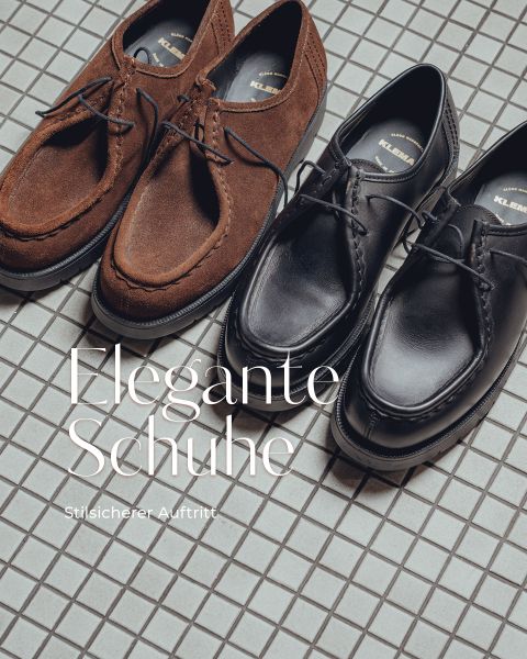 Zwei Paar Herrenschnürschuhe - ein Paar aus braunem Wildleder und ein Paar aus schwarzem Leder - stehen nebeneinander auf einem gefliesten Boden. Der Text auf dem Bild lautet "Elegante Schuhe, Stilischerer Auftritt".