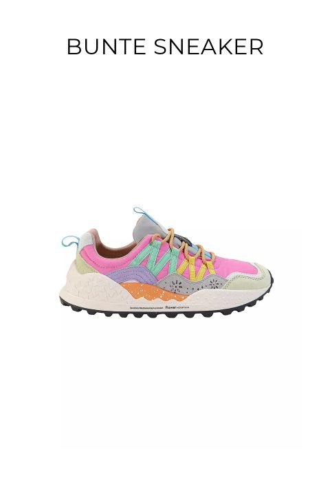 Ein farbenfroher Sneaker mit Akzenten in Pink, Mintgrün, Orange und Hellbraun und einer schwarz-weißen Sohle, im Profil vor schlichtem weißem Hintergrund. Der Schriftzug „BUNTE SNEAKER“ steht über dem Schuh.