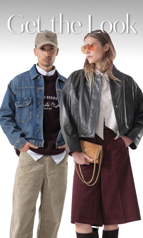 Zwei Models tragen trendige Herbstoutfits: Das eine trägt eine Jeansjacke und eine Mütze, das andere eine Lederjacke, eine Sonnenbrille und eine Umhängetasche. Der Text lautet: „Get the Look.“.
