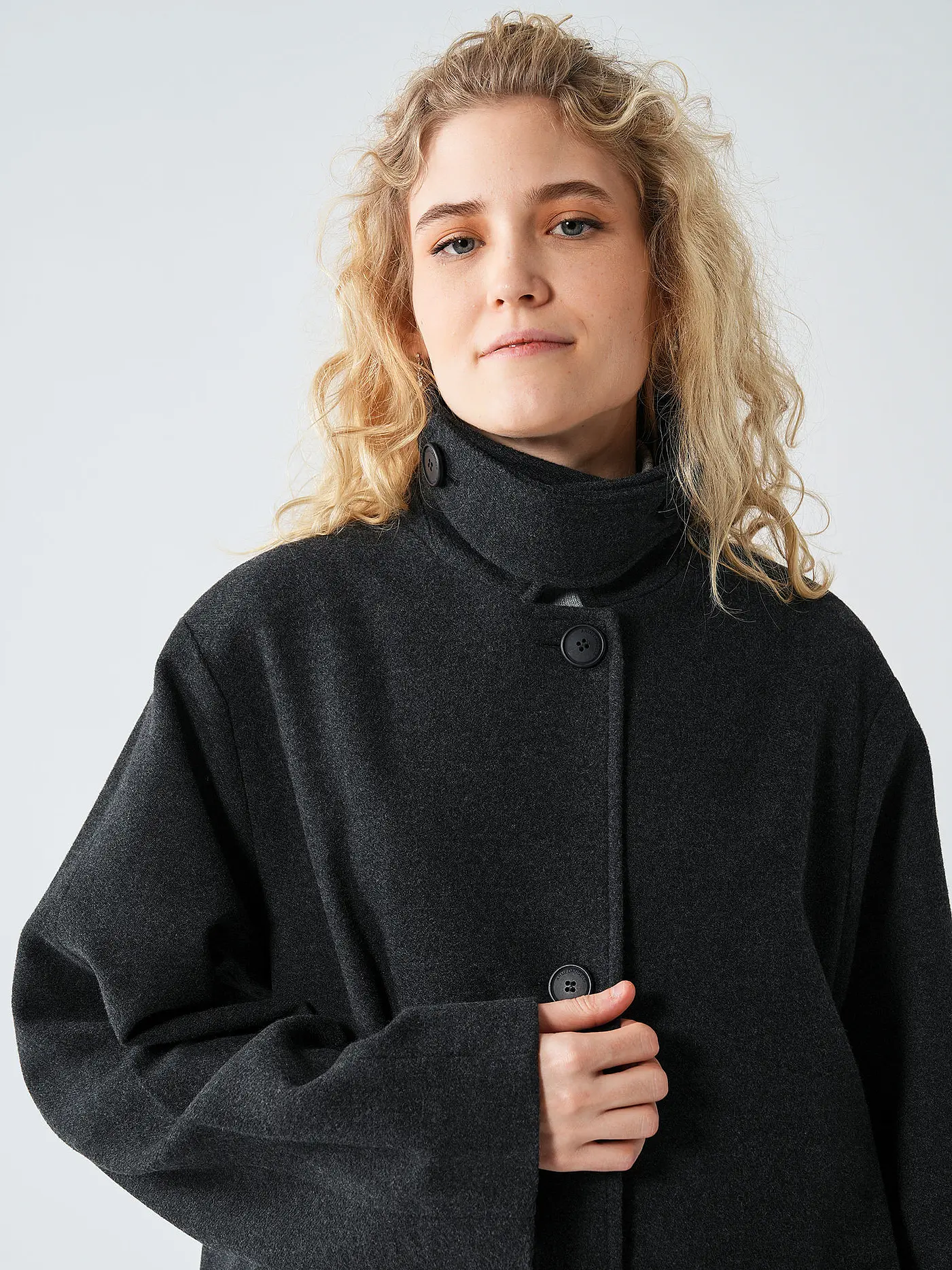 ARMEDANGELS | Trenchcoat VAANOISE | grau