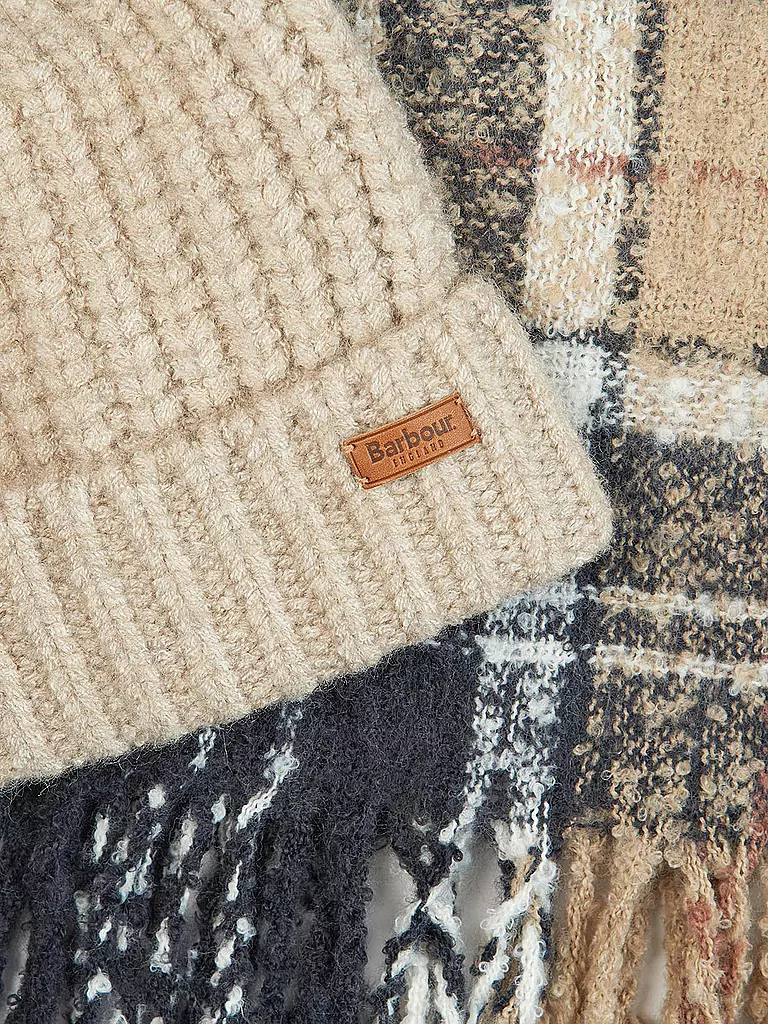 BARBOUR | Geschenkset Beanie und Schal SALTBURN | beige