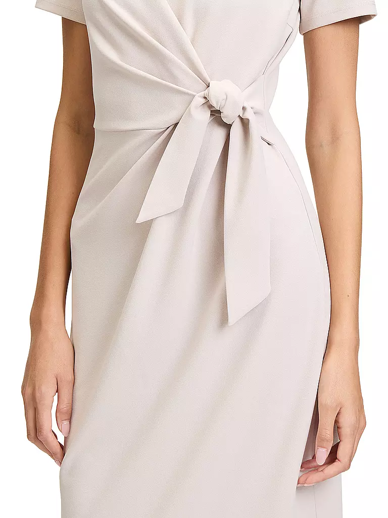 BETTY BARCLAY | Midikleid | rot