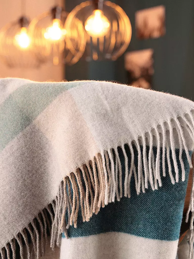 BIEDERLACK | Tagesdecke - Plaid 150x200cm Teal-Charming  | beige