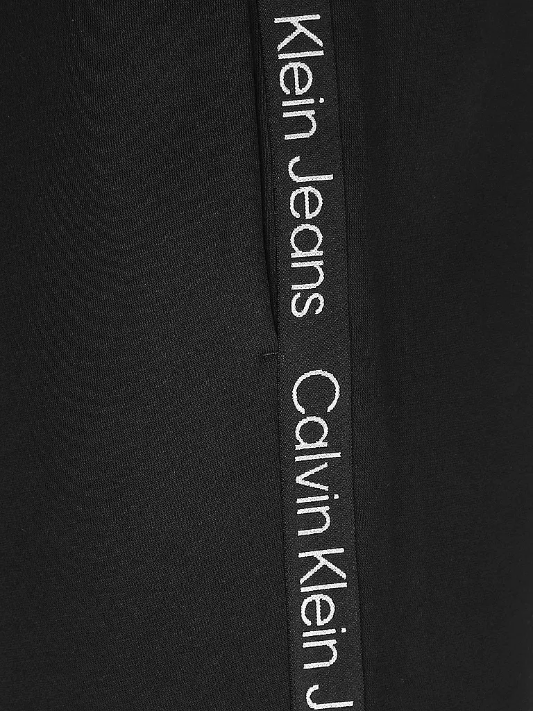 CALVIN KLEIN JEANS | Shorts | schwarz