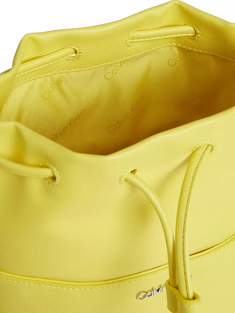CALVIN KLEIN | Tasche - Bucket Bag CK Must | gelb