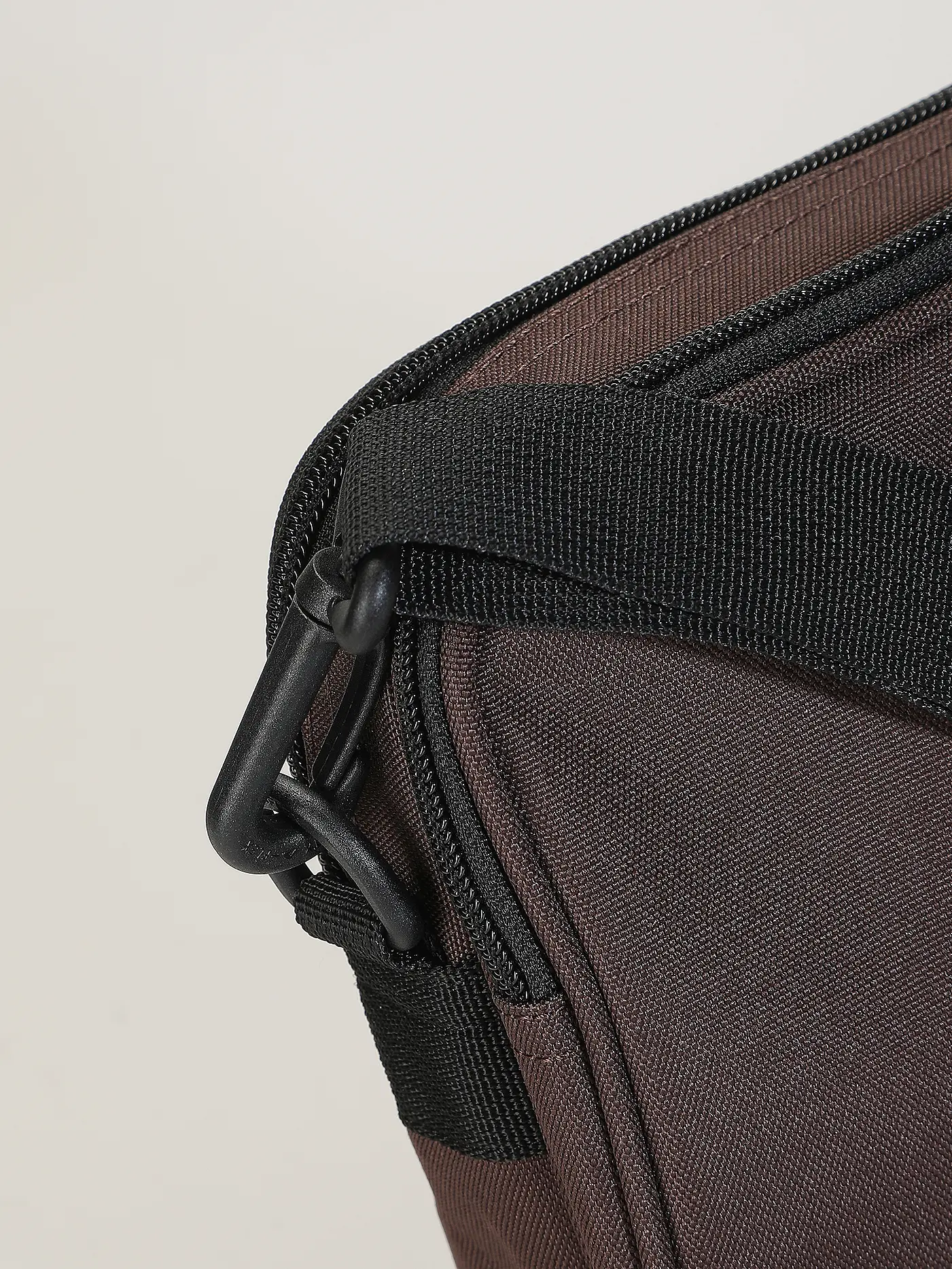CARHARTT WIP | Tasche ESSENTIALS BAG Small | braun