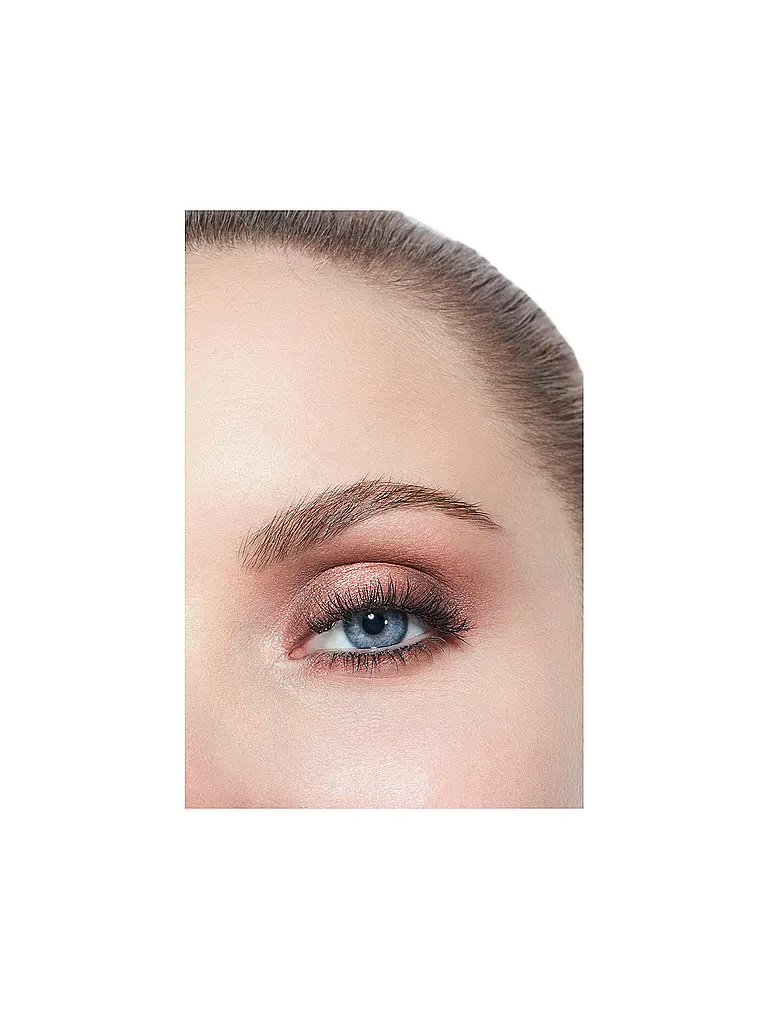 CHANEL |  LIDSCHATTEN MIT VIELFÄLTIGEN EFFEKTEN 2G | 