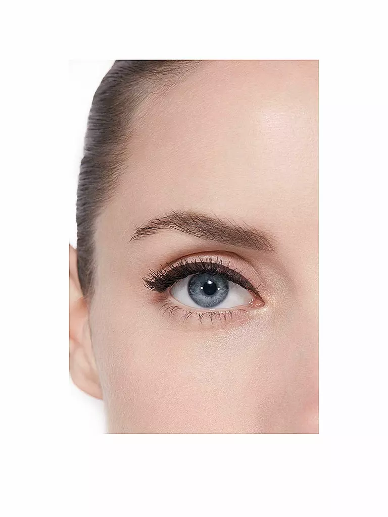 CHANEL | HOCHPRÄZISER FLÜSSIGER EYELINER ‒ LANGANHALTEND UND WASSERFEST 2.5ML | schwarz