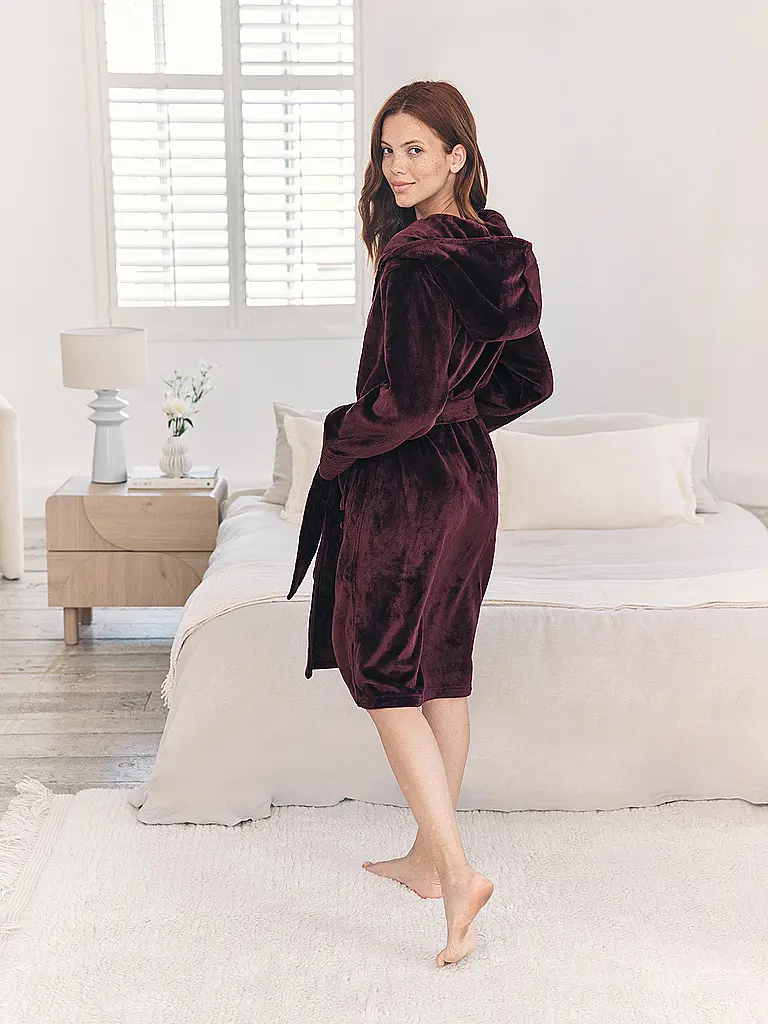 CHELSEA PEERS | Morgenmantel | 