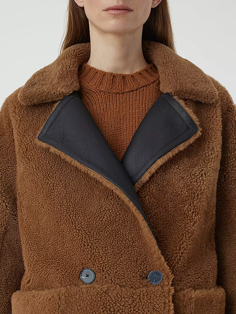 CLOSED | Felljacke - Wendejacke | braun