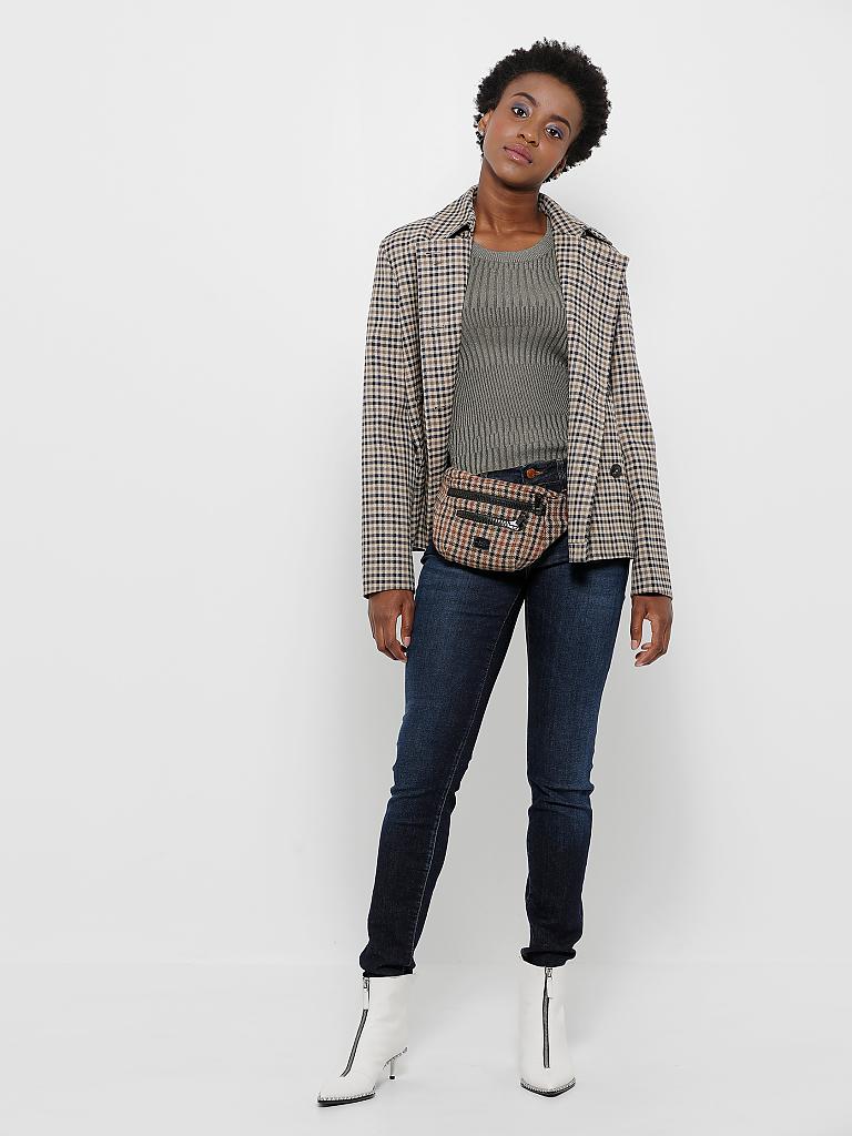 CLOSED | Jacke  | 