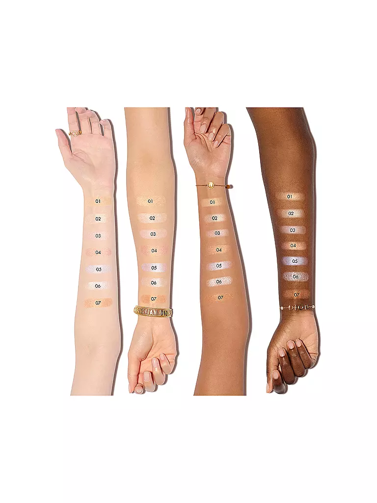 DIOR | Dior Forever Glow Luminizer Hyaluronsäure angereicherter Highlighter (07 Copper Sequin) | hellgrau