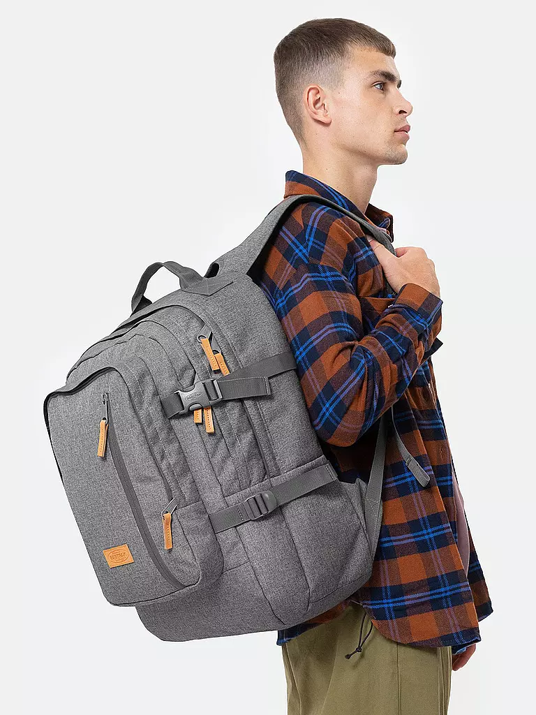 EASTPAK | Rucksack Volker 35L | hellgrau
