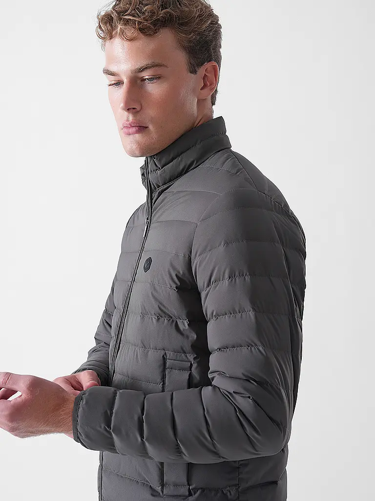 EMPORIO ARMANI | Leichtsteppjacke ESSENTIAL | 