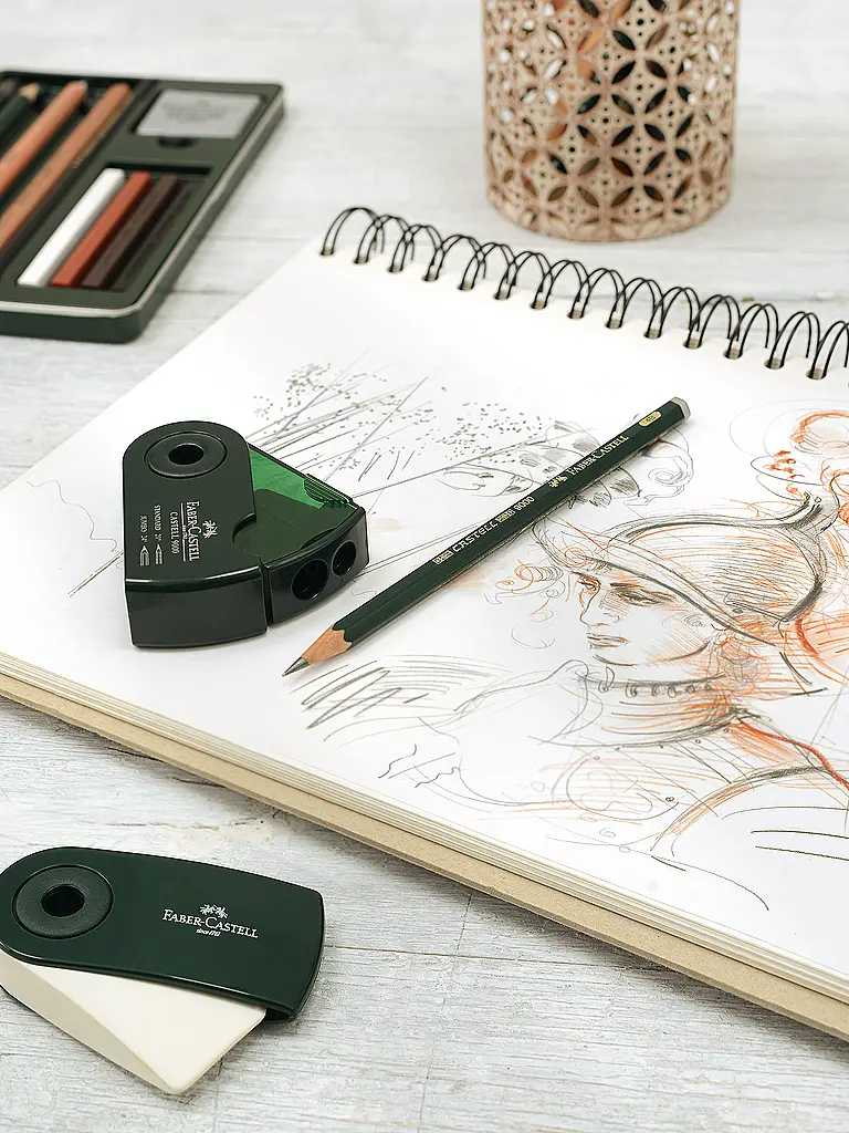 FABER-CASTELL | Pitt Monochrome Holzkoffer 86-teilig | Braun