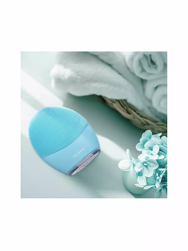 FOREO | LUNA™ 3 combination skin  - Gesichtsreinigungs- und Massagegerät für Mischhaut | blau