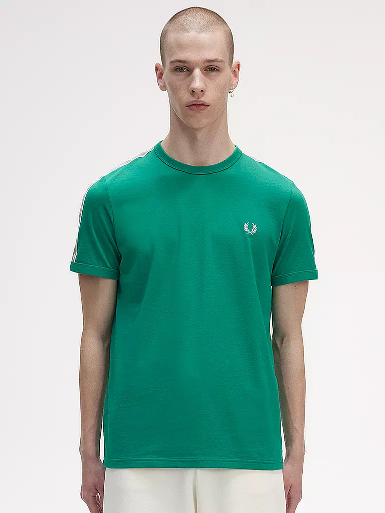 FRED PERRY | T-Shirt  | grün