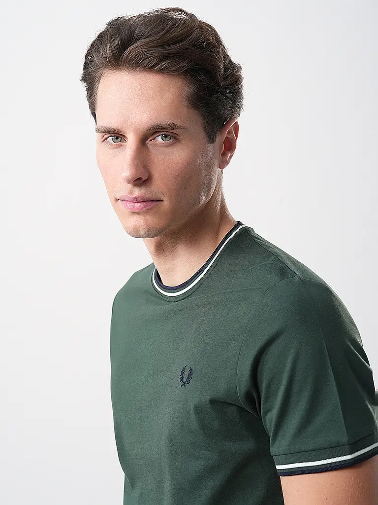 FRED PERRY | T-Shirt  | Dunkelgrün