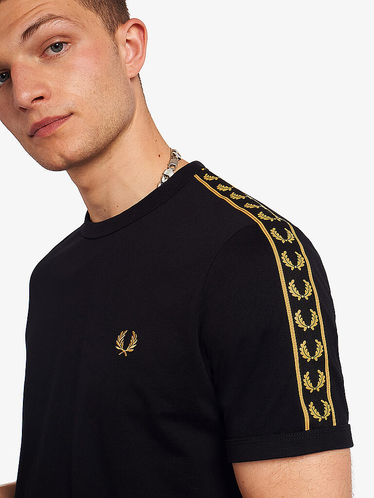 FRED PERRY | T-Shirt Gold Kapsel  | schwarz