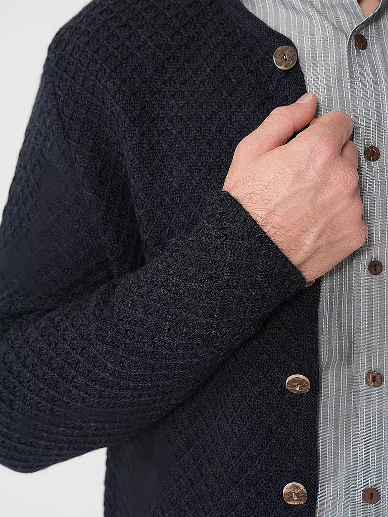 GOTTSEIDANK | Trachtenstrickjacke XAVER | hellgrau