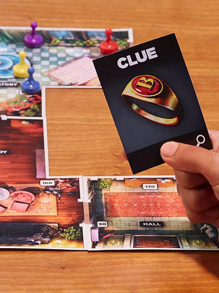 HASBRO | Brettspiel - Cluedo Verrat in der Villa | keine Farbe