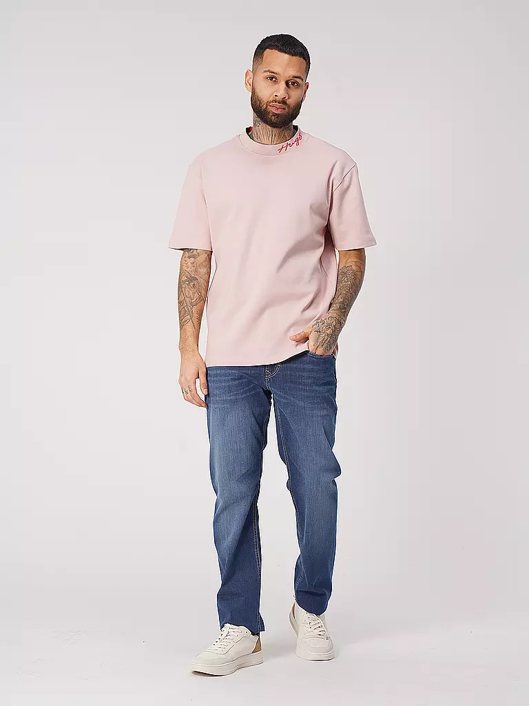 HUGO | T-Shirt  DEMMING | rosa