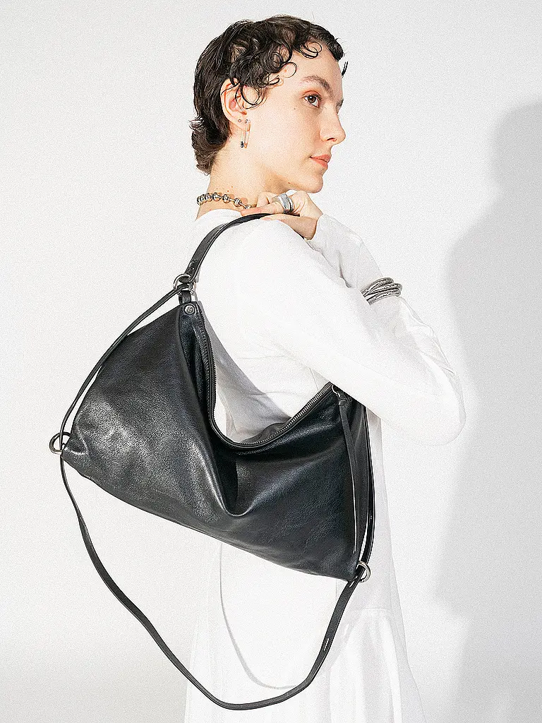 INA KENT | Ledertasche - Umhängetasche DINKUM ed.2 | Schwarz