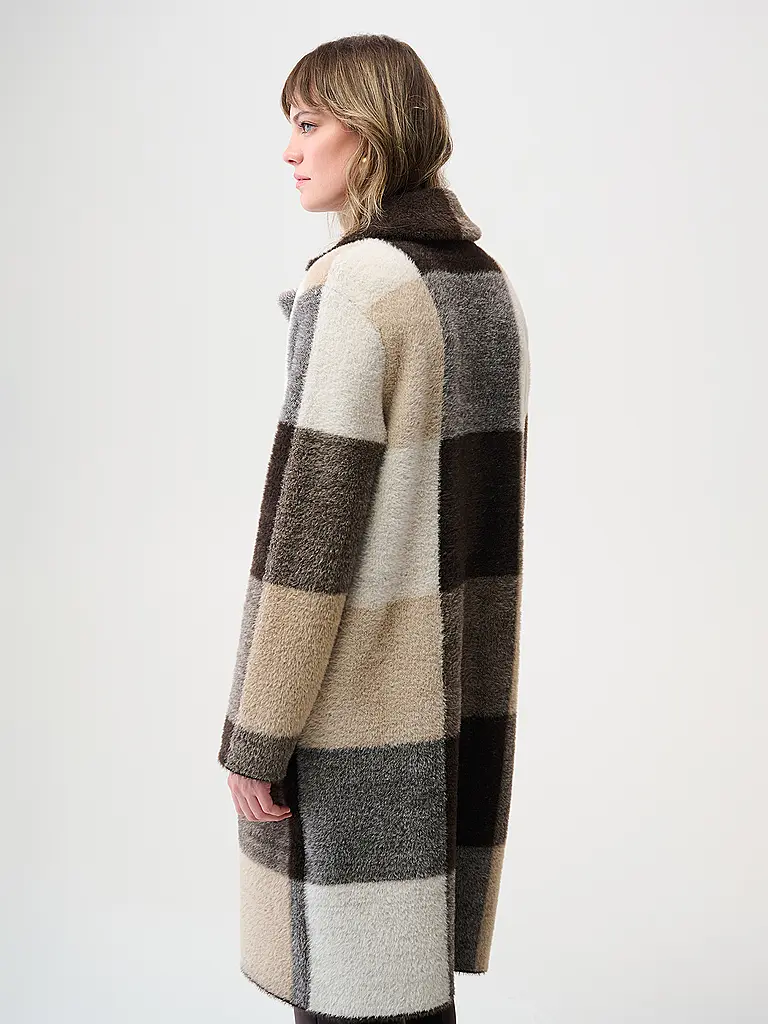 JOSEPH RIBKOFF | Mantel | Braun