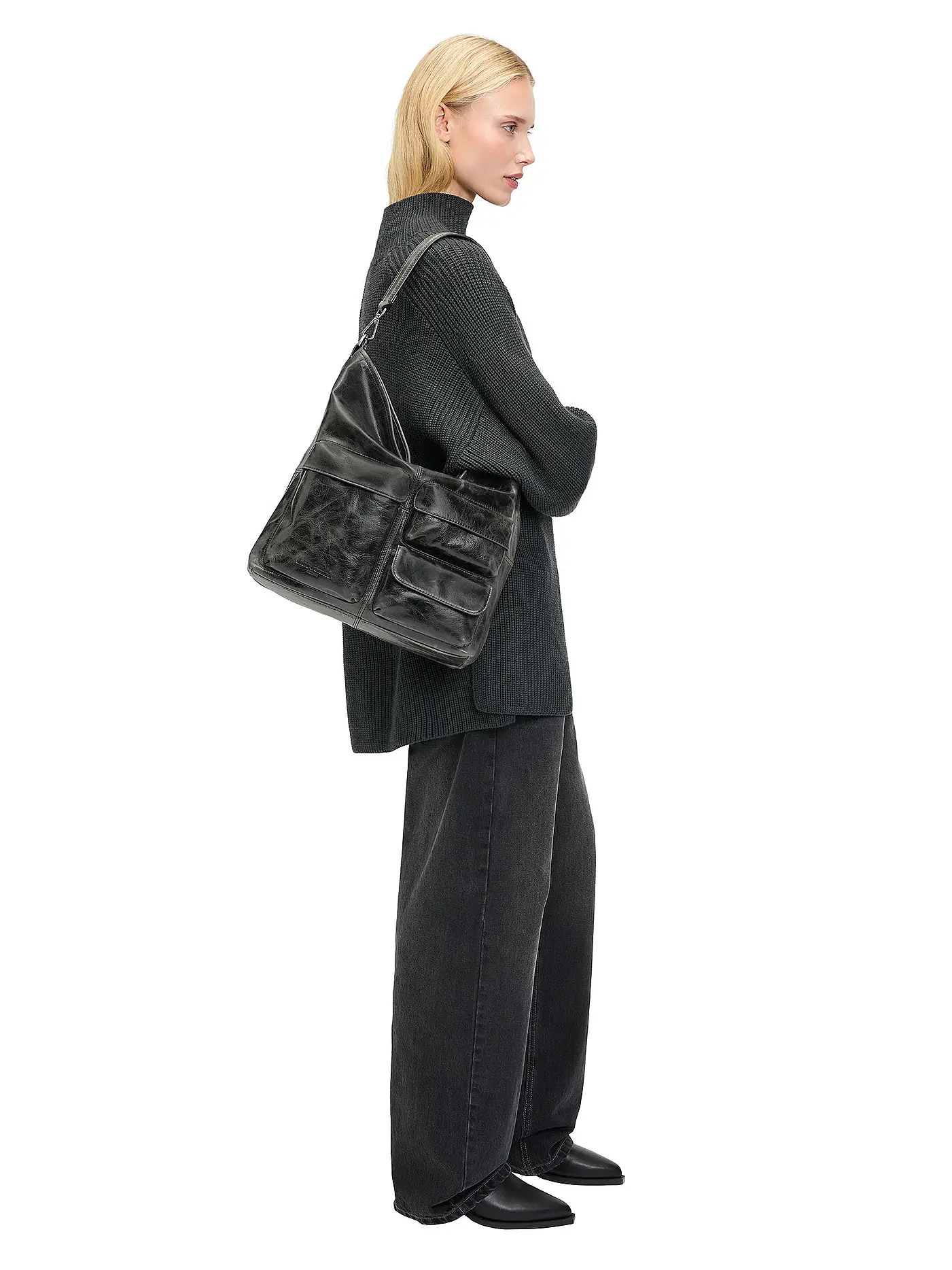 LIEBESKIND BERLIN | Ledertasche - Hobo ARCHIVE LK 204 Medium | schwarz