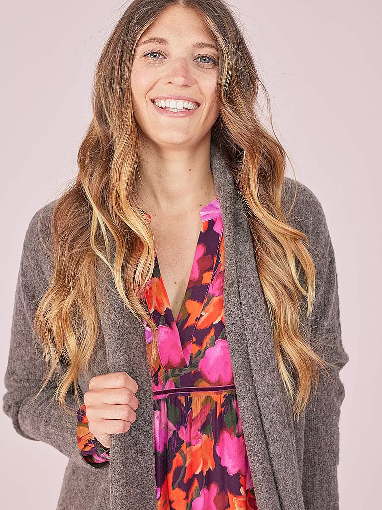 LIEBLINGSSTÜCK | Cardigan LinalaL | bunt