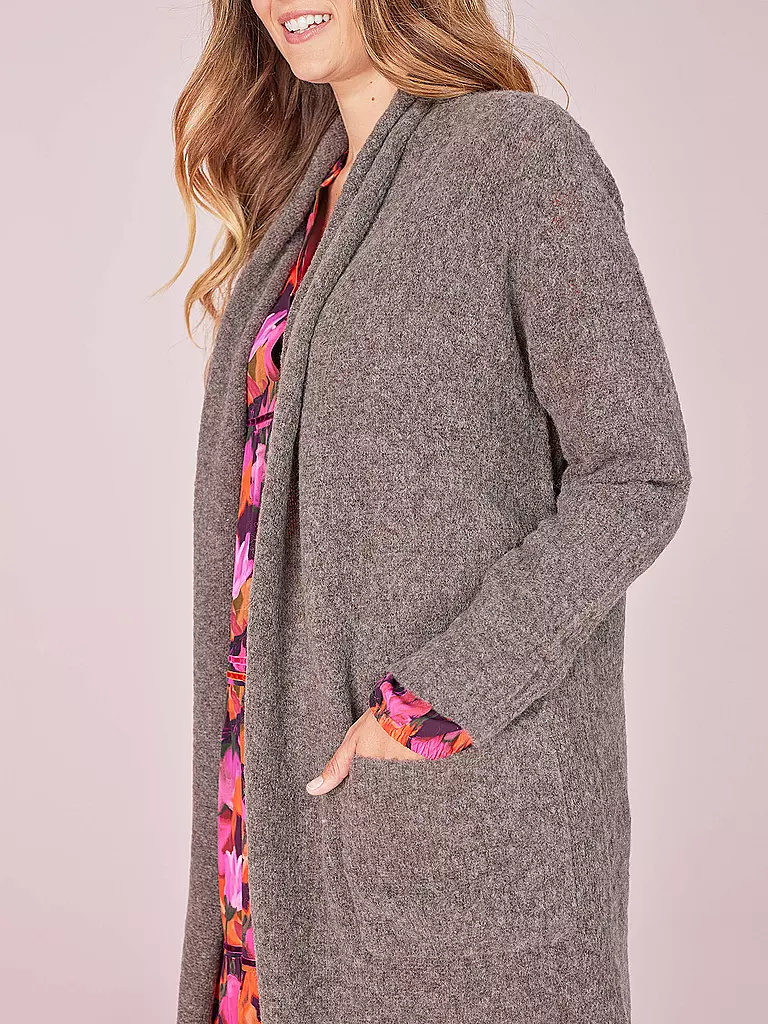 LIEBLINGSSTÜCK | Cardigan LinalaL | bunt