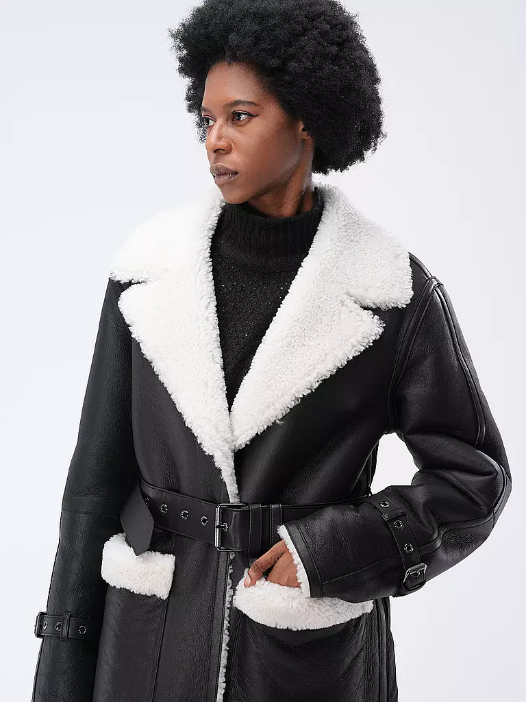 MACKAGE | Shearling Mantel SABREEN | schwarz