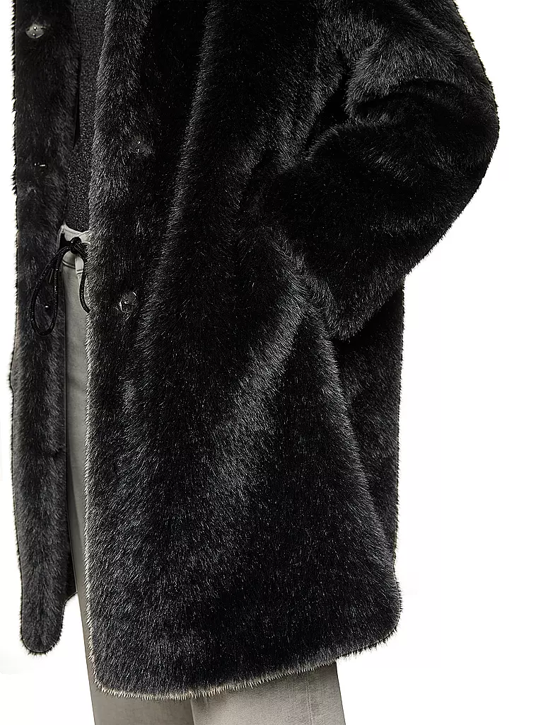 MARC CAIN | Mantel in Felloptik | 