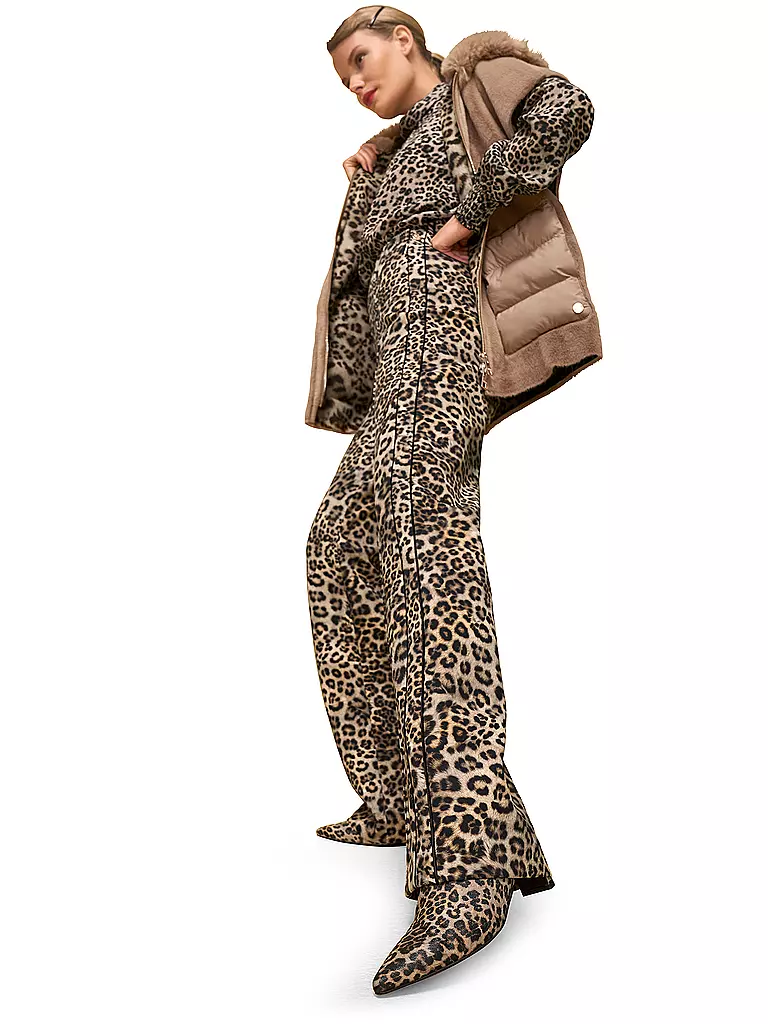 MARC CAIN | Marlenehose WINDER Wide Fit | hellbraun
