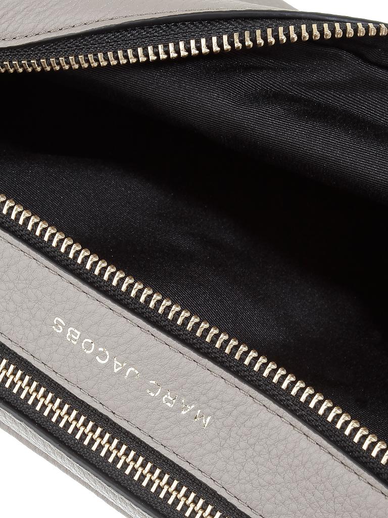 MARC JACOBS | Ledertasche - Schultertasche "The Softshot 27" | grau
