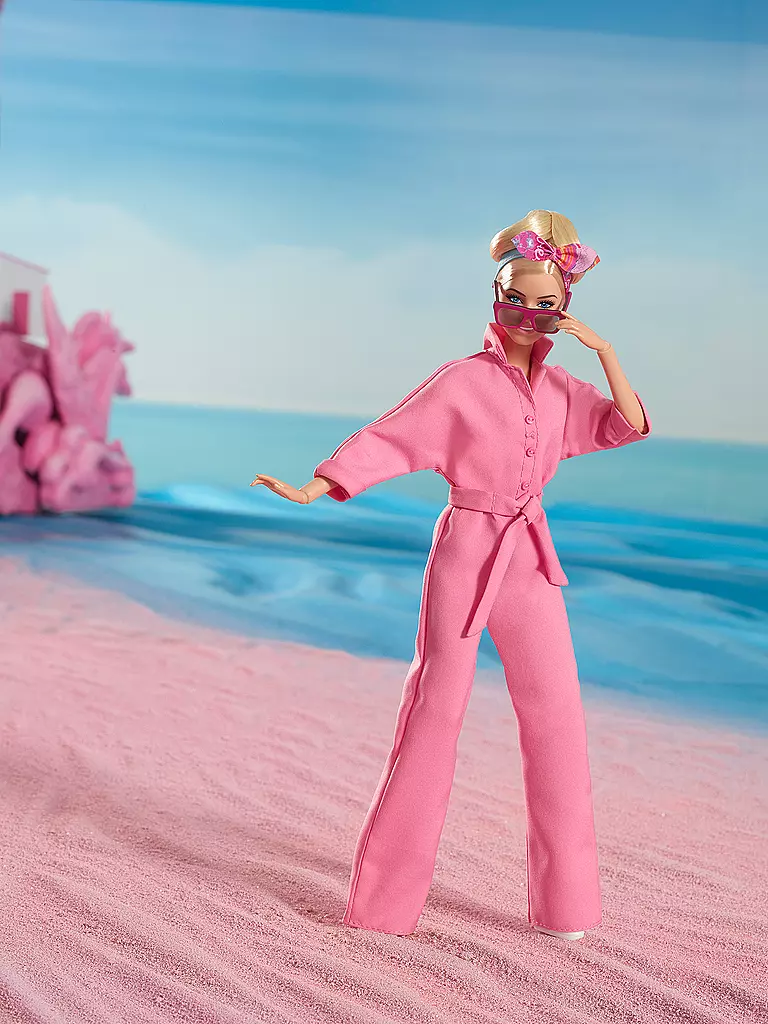 MATTEL | Barbie - Signatur Margot Robbie Als Barbie Jumpsuit Mit Sonnenbrille Und Kopftuch | keine Farbe
